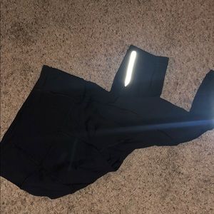 Black cropped high waisted lululemon leggings